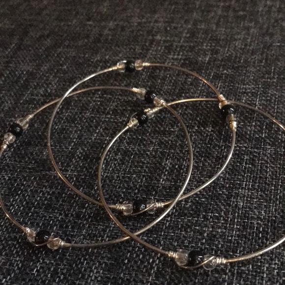 BANGLES - Picture 2 of 2